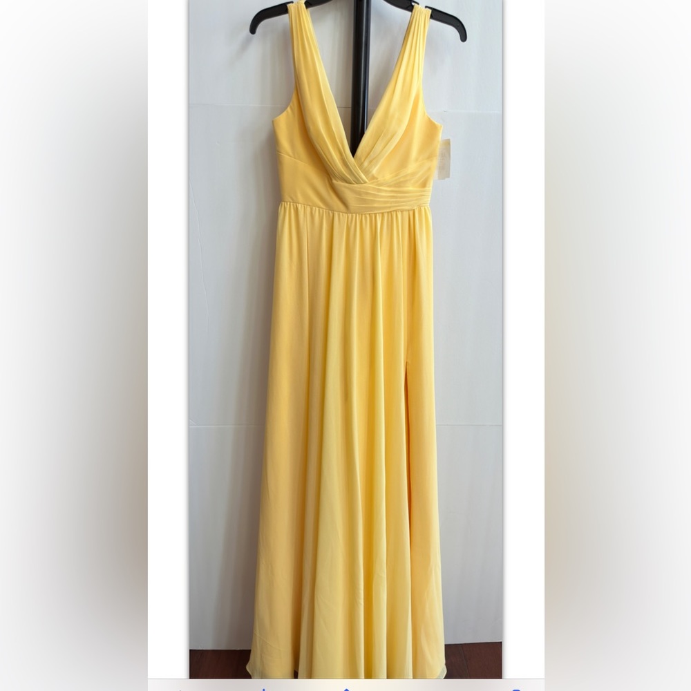 MAC DUGGAL chiffon lined gown, sz 2, new,No defects - Picture 5 of 9